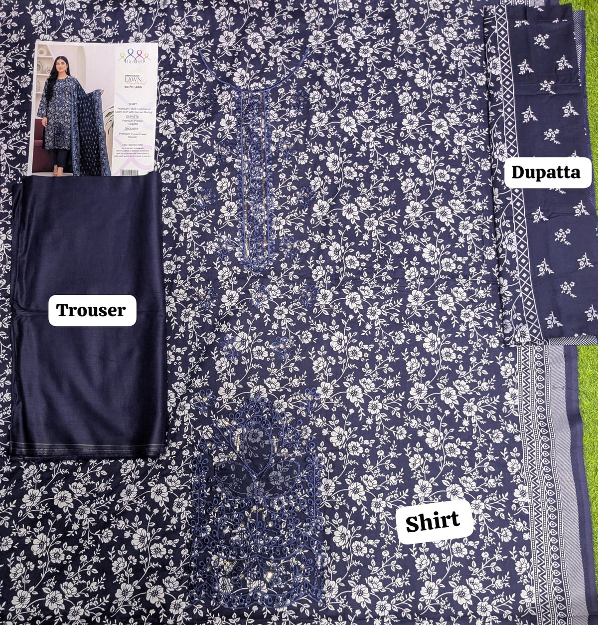 Navy Blue Floral Embroidered Lawn Suit – 3 Piece Unstitched