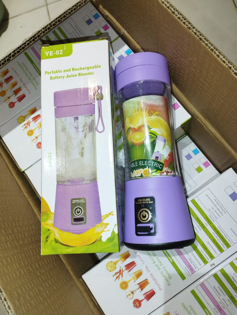 Portable Rechargeable Juice Blender Bottle 380ml – Blend Anywhere!